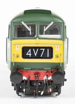 4820 Heljan Class 48 Diesel D1702 BR Two-Tone Green Small Yellow Panel